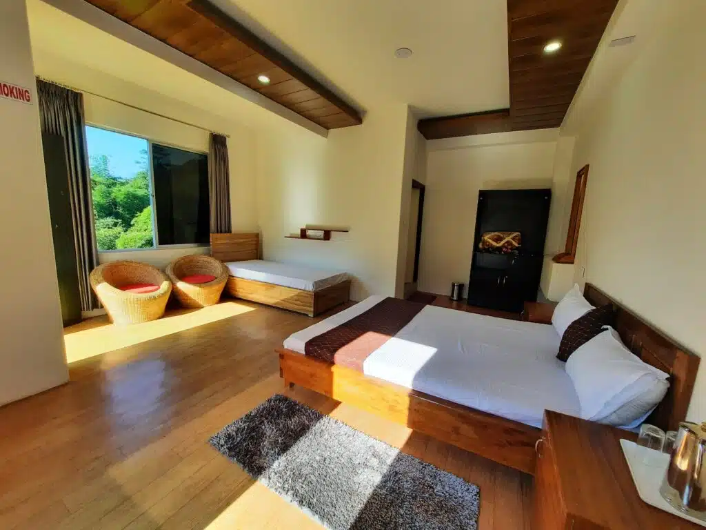 Keatel Crans Retreat Triple bed room information
